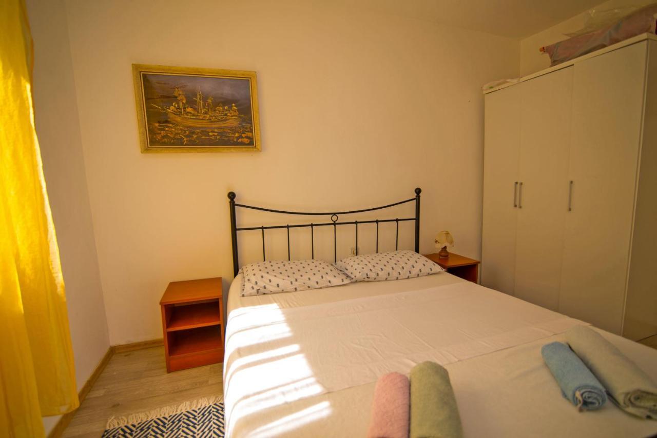 Nena Apartment Mali Losinj Bagian luar foto
